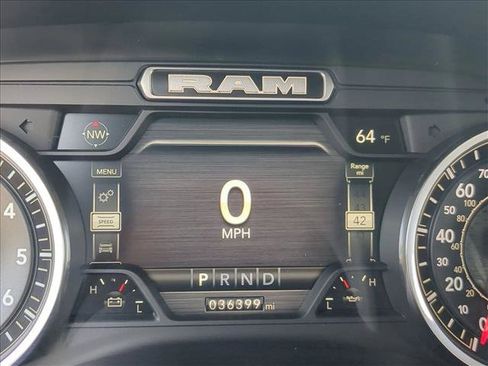 Used 2022 RAM 1500 Big Horn w/ Night Edition RWD image 11