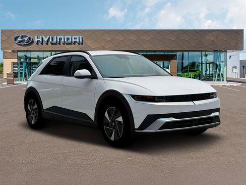 New 2025 Hyundai Ioniq 5 SEL image 12