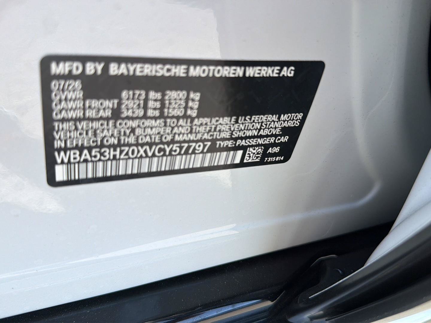New 2027 BMW 740i RWD image 40