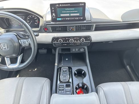 Used 2023 Honda Pilot EX-L image 18