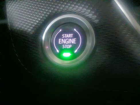 Used 2025 Chevrolet Equinox LT image 16