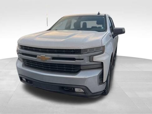 Used 2020 Chevrolet Silverado 1500 LT image 2