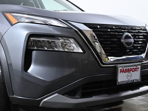 Certified 2023 Nissan Rogue SV image 5