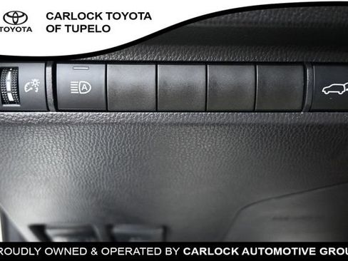 Used 2025 Toyota RAV4 XLE w/ Convenience Package FWD image 21