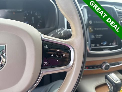 Used 2021 Volvo XC90 T6 Momentum w/ Advanced Package image 25