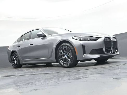 Used 2024 BMW i4 eDrive35 w/ Premium Package RWD image 30
