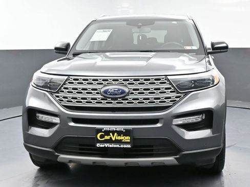 Used 2023 Ford Explorer Limited image 5