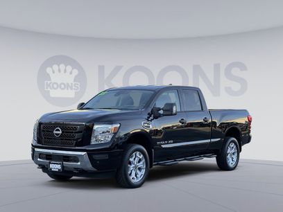 Used 2023 Nissan Titan SV w/ SV Convenience Package