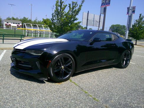 Used 2018 Chevrolet Camaro LT w/ RS Package RWD image 17