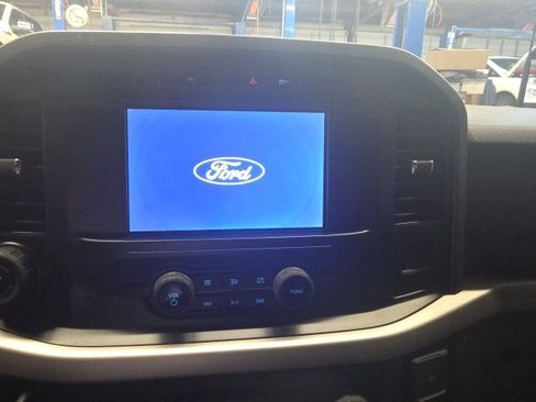 Used 2021 Ford F150 XLT w/ Trailer Tow Package image 12