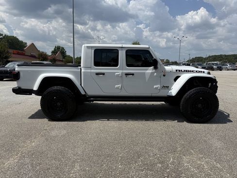 Used 2020 Jeep Gladiator Rubicon AWD/4WD image 5