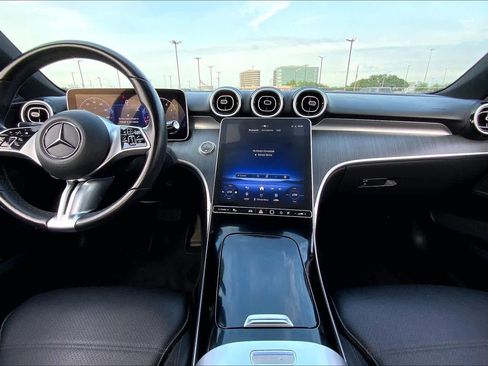 Used 2025 Mercedes-Benz C 300 Sedan image 15