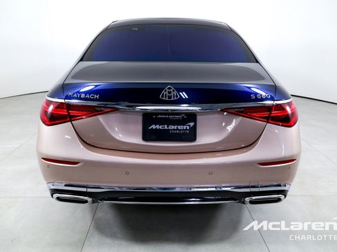 Used 2023 Mercedes-Benz Maybach S 680 4MATIC w/ Manufaktur Leather Package image 7