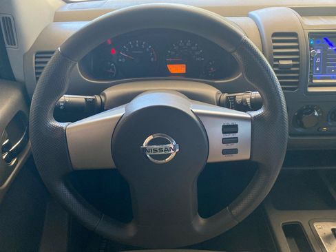 Used 2006 Nissan Frontier XE w/ (G01) XE Preferred Pkg RWD image 12
