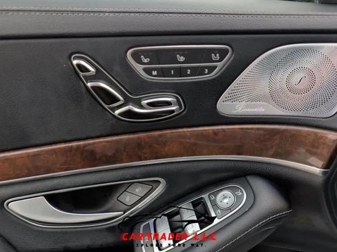 Used 2016 Mercedes-Benz S 550 4MATIC Sedan image 16