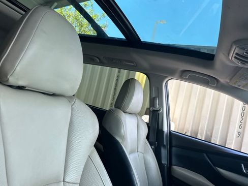 Used 2020 Subaru Ascent Limited w/ Technology Package AWD/4WD image 19