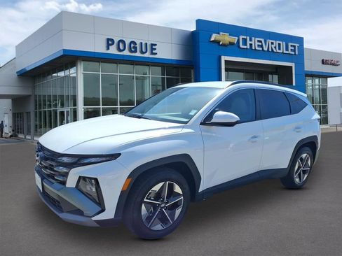 Used 2025 Hyundai Tucson SEL FWD image 4