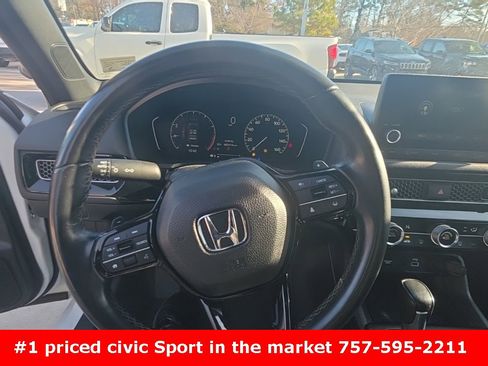 Used 2023 Honda Civic Sport image 15