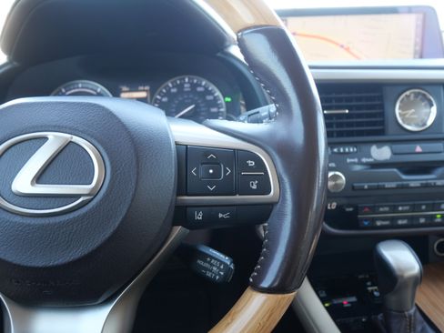 Used 2018 Lexus RX 450hL Premium w/ Premium Package image 14