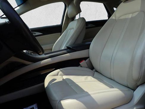 Used 2019 Lincoln MKZ Reserve w/ Reserve Plus Package FWD image 12