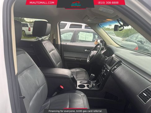 Used 2013 Ford Flex Limited FWD image 14