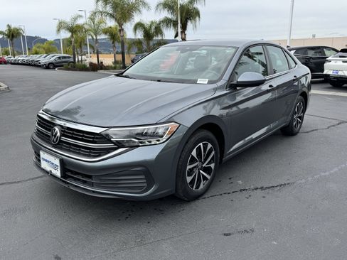 Certified 2022 Volkswagen Jetta S w/ IQ.Drive Package image 5