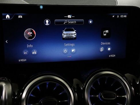 Certified 2026 Mercedes-Benz GLB 250 4MATIC image 18