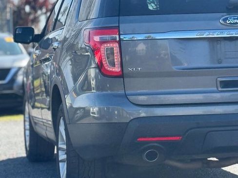 Used 2014 Ford Explorer XLT w/ Equipment Group 201A image 10