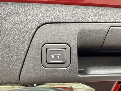 Used 2025 Buick Envision Preferred image 36