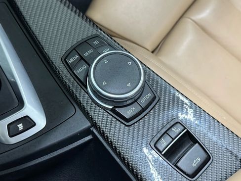 Used 2016 BMW M4 Convertible RWD image 29