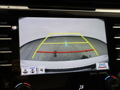 Used 2019 Toyota Camry XSE image 33