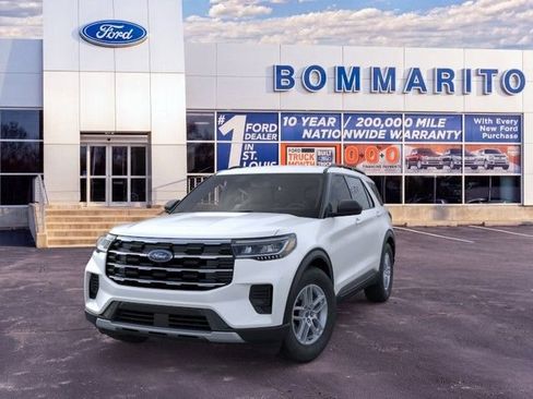 New 2026 Ford Explorer Active AWD/4WD image 2