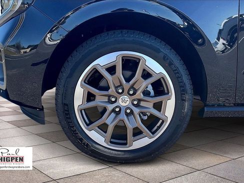 New 2025 Ford Expedition King Ranch image 11