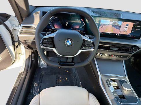 Used 2025 BMW 230i Coupe w/ Convenience Package image 16