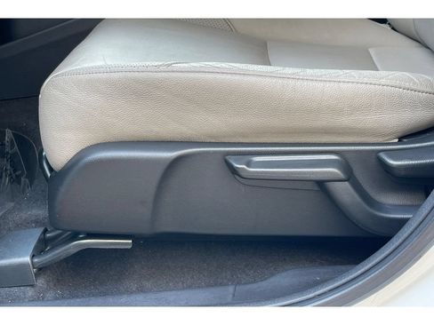 Used 2018 Honda HR-V EX-L image 14