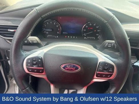 Used 2023 Ford Explorer Limited w/ Equipment Group 301A RWD image 11