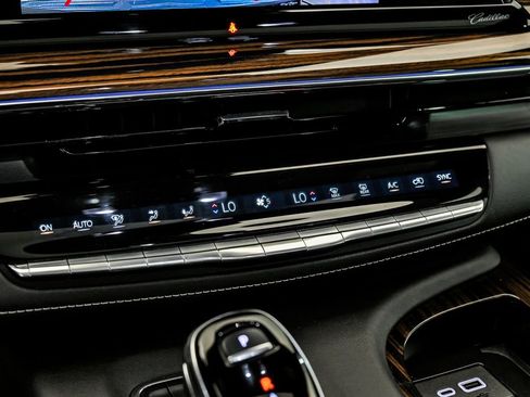 Used 2024 Cadillac Escalade ESV Premium Luxury w/ Performance Package image 24