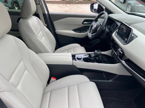 Certified 2023 Nissan Rogue SL AWD/4WD image 22