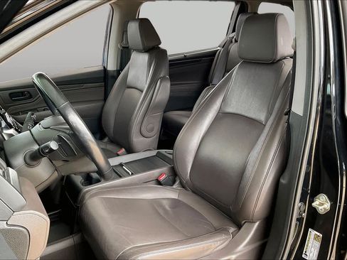 Used 2018 Honda Odyssey Touring image 8