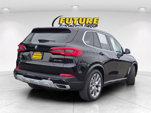 Used 2022 BMW X5 xDrive40i w/ Parking Assistance Package image 4