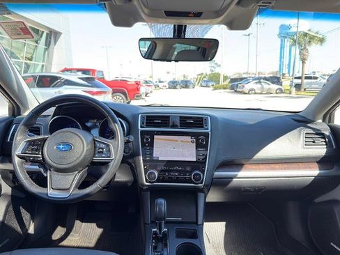Used 2019 Subaru Outback 2.5i Limited image 12