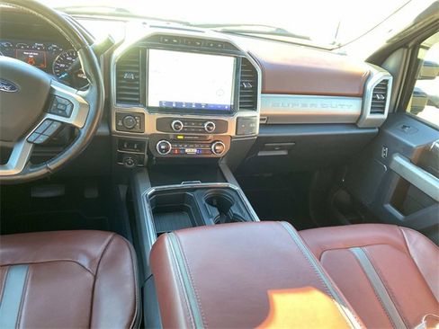 Used 2022 Ford F350 Platinum image 18