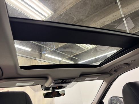 Used 2023 Nissan Rogue Platinum w/ Platinum Premium Package image 35