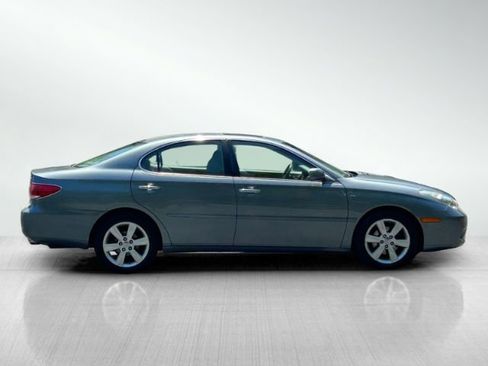 Used 2005 Lexus ES 330 FWD image 3