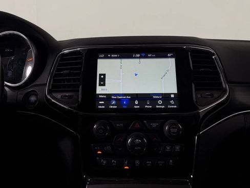 Used 2021 Jeep Grand Cherokee Limited AWD/4WD image 23