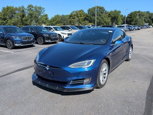 Used 2016 Tesla Model S 90D AWD/4WD image 2