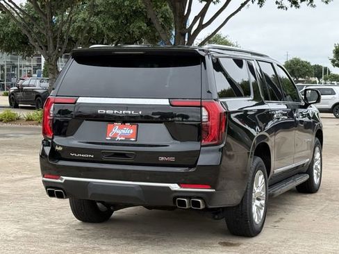 Used 2025 GMC Yukon XL Denali AWD/4WD image 4