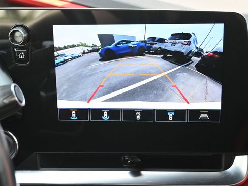 Used 2022 Chevrolet Corvette Stingray Preferred Conv w/ Z51 Performance Package RWD image 25