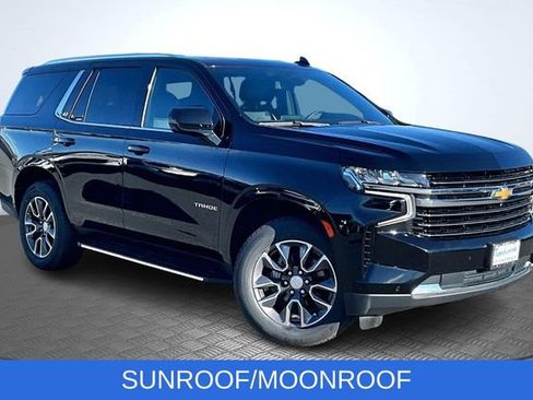 Used 2022 Chevrolet Tahoe LT w/ LT Signature Plus Package image 3