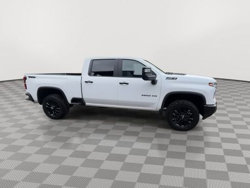 New 2026 Chevrolet Silverado 3500 LT w/ Trail Boss Package AWD/4WD image 5